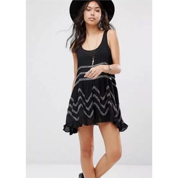 Free People Intimately Free Voile Slip Trapeze Dress XS Polka Dot Lace Black Gra - Picture 13 of 14